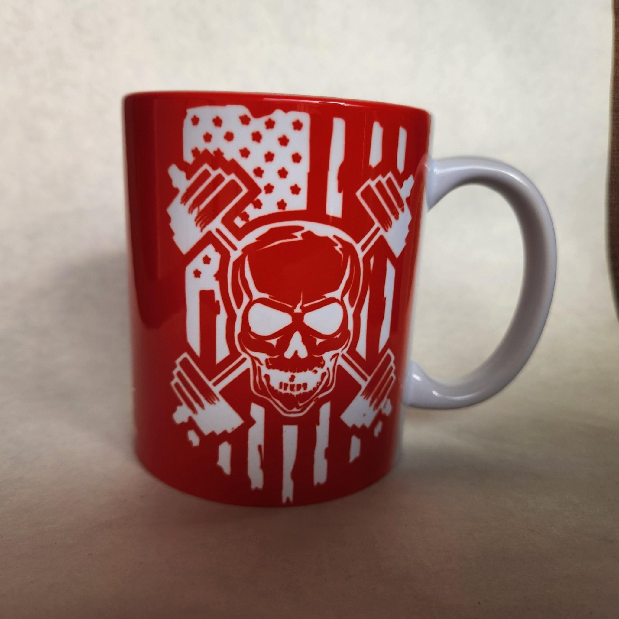American Flag Skull Weightlifting Coffee Mug: Fitness Gift - Coffee Quips Custom Drinkware