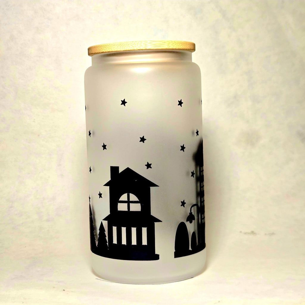 Christmas Santa coming to Town Glass Tumbler with Bamboo Lid. - Coffee Quips Custom Drinkware