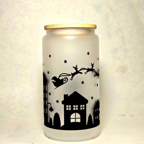 Christmas Santa coming to Town Glass Tumbler with Bamboo Lid. - Coffee Quips Custom Drinkware