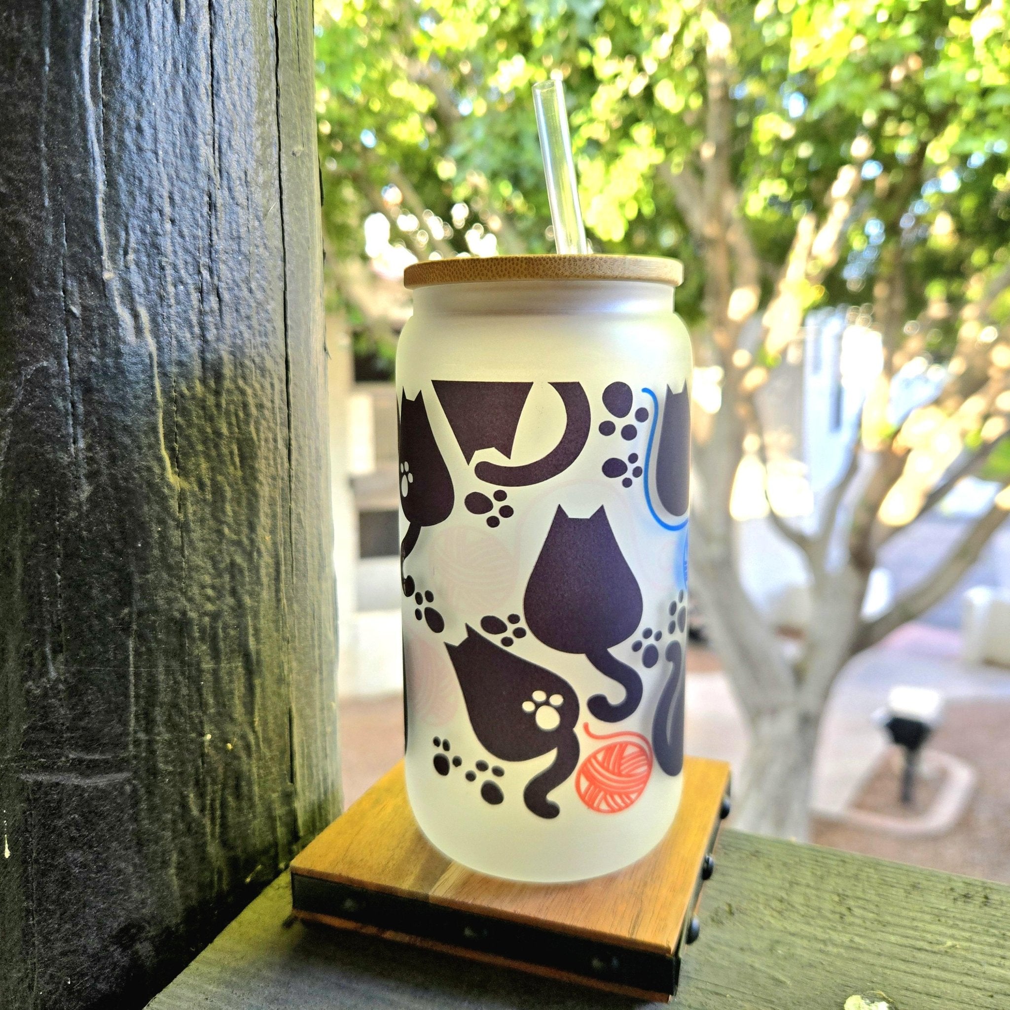 16oz Fat Cats Chasing Yarn Balls Matte Glass Tumbler - Coffee Quips Custom Drinkware